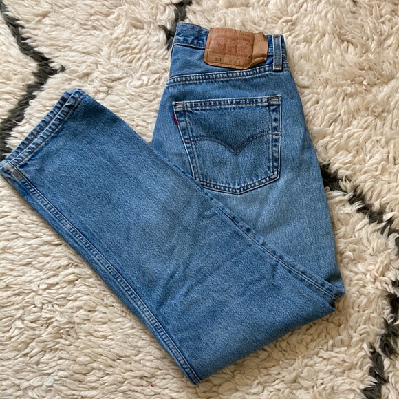 True Vintage Levi’s 501 - Picture 4 of 17